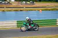 Vintage-motorcycle-club;eventdigitalimages;mallory-park;mallory-park-trackday-photographs;no-limits-trackdays;peter-wileman-photography;trackday-digital-images;trackday-photos;vmcc-festival-1000-bikes-photographs